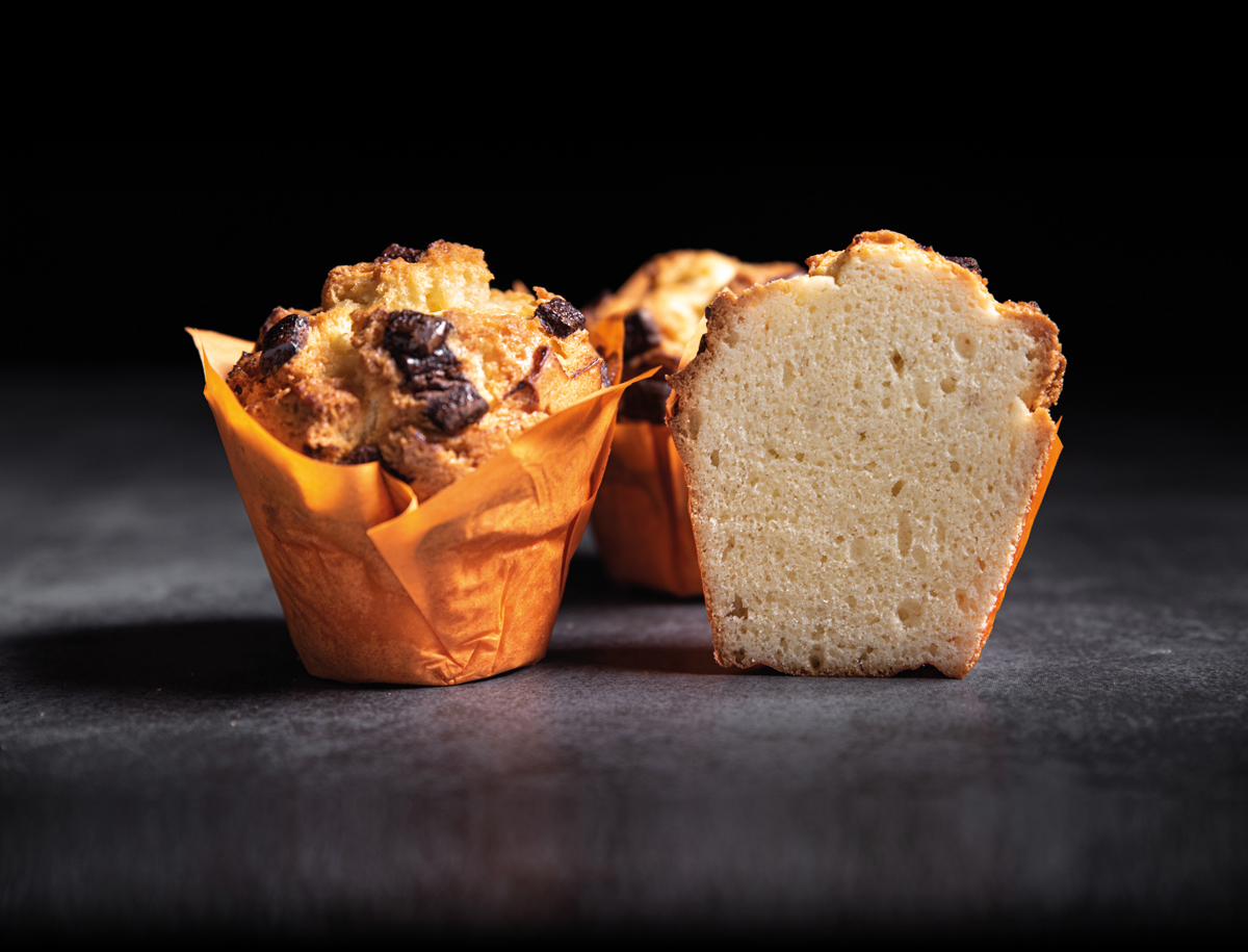 Muffins cooled by the vacuum cooler